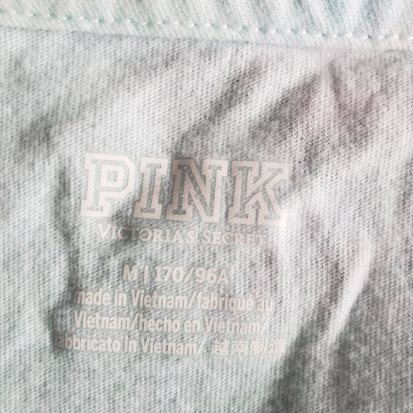 A NWOT PINK Victoria's Secret short sleeve shirt - Picture 5 of 5